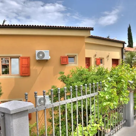 Apartments Casia Baska (Krk)