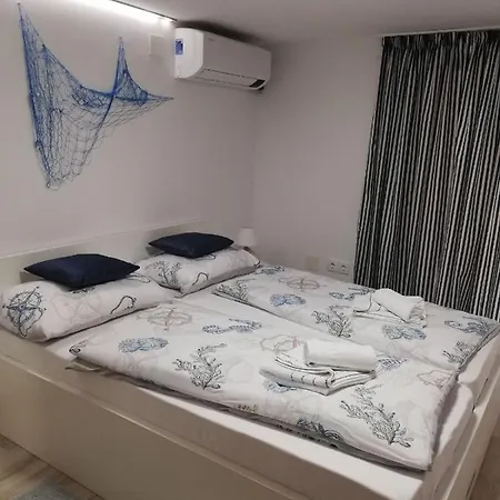 Apartments Casia *